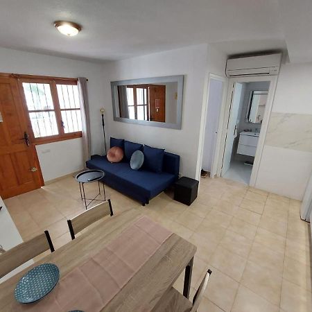 Apartament Casa Del Gato Rojo , Communal Swimming Pool , Terrace With Barbecue Torrevieja Exteriör bild