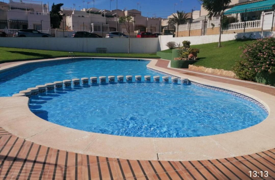 Apartament Casa Del Gato Rojo , Communal Swimming Pool , Terrace With Barbecue Torrevieja Exteriör bild